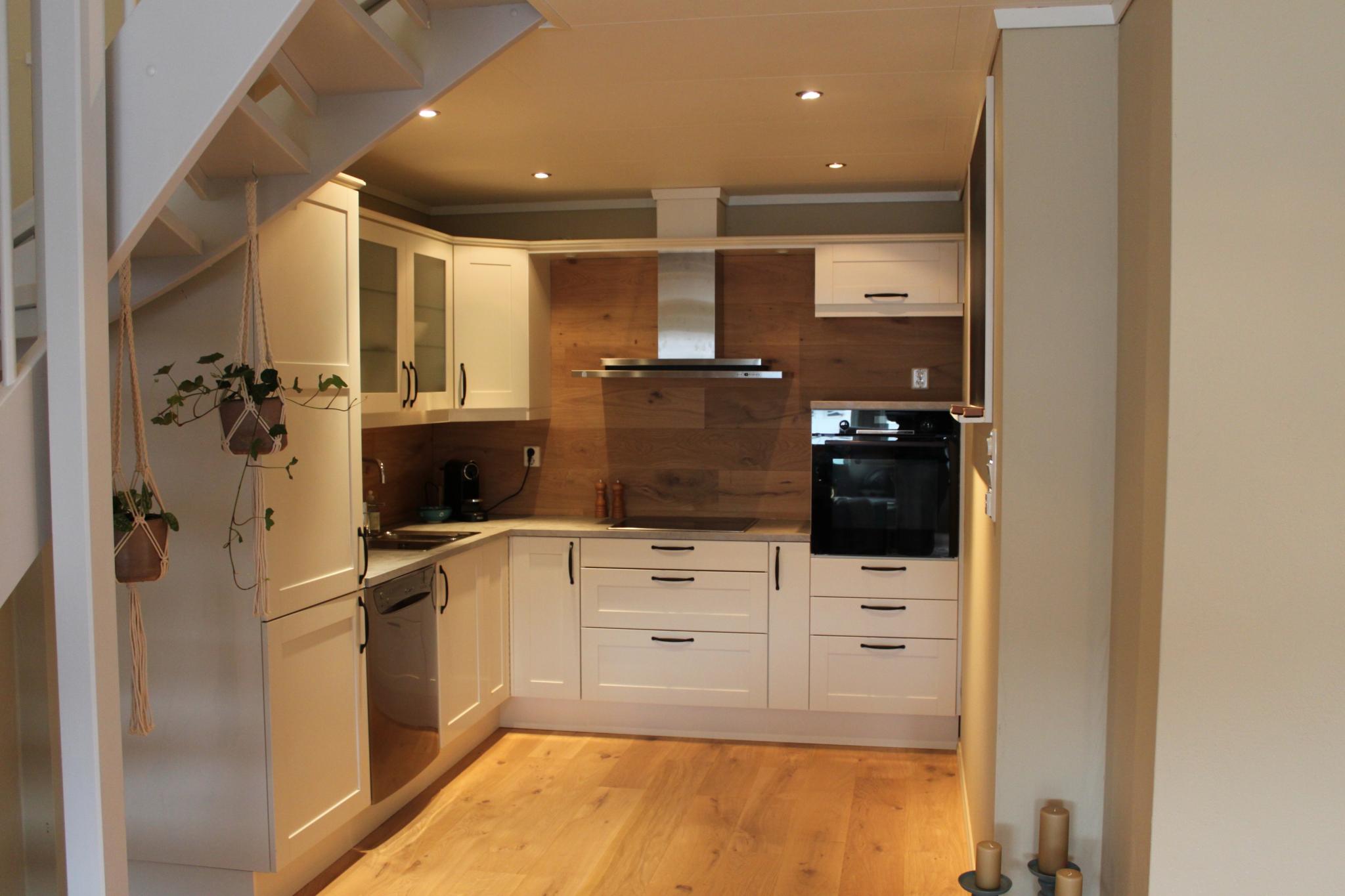 Kjøkken sett fra stue